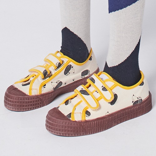 [bobochoses] Doggie All Over scratch sneakers